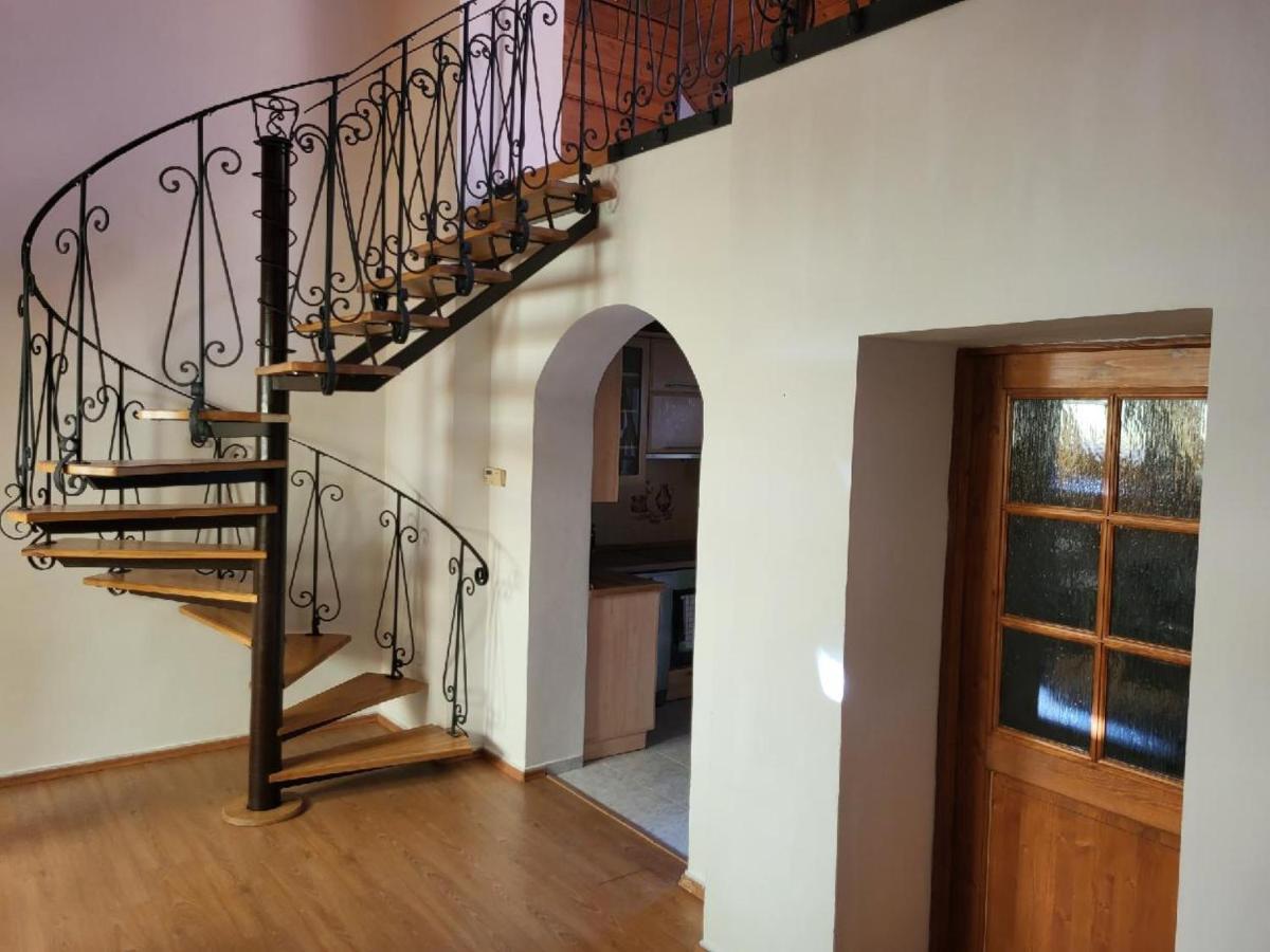 Sunflower Prague Apartments And Suites 외부 사진